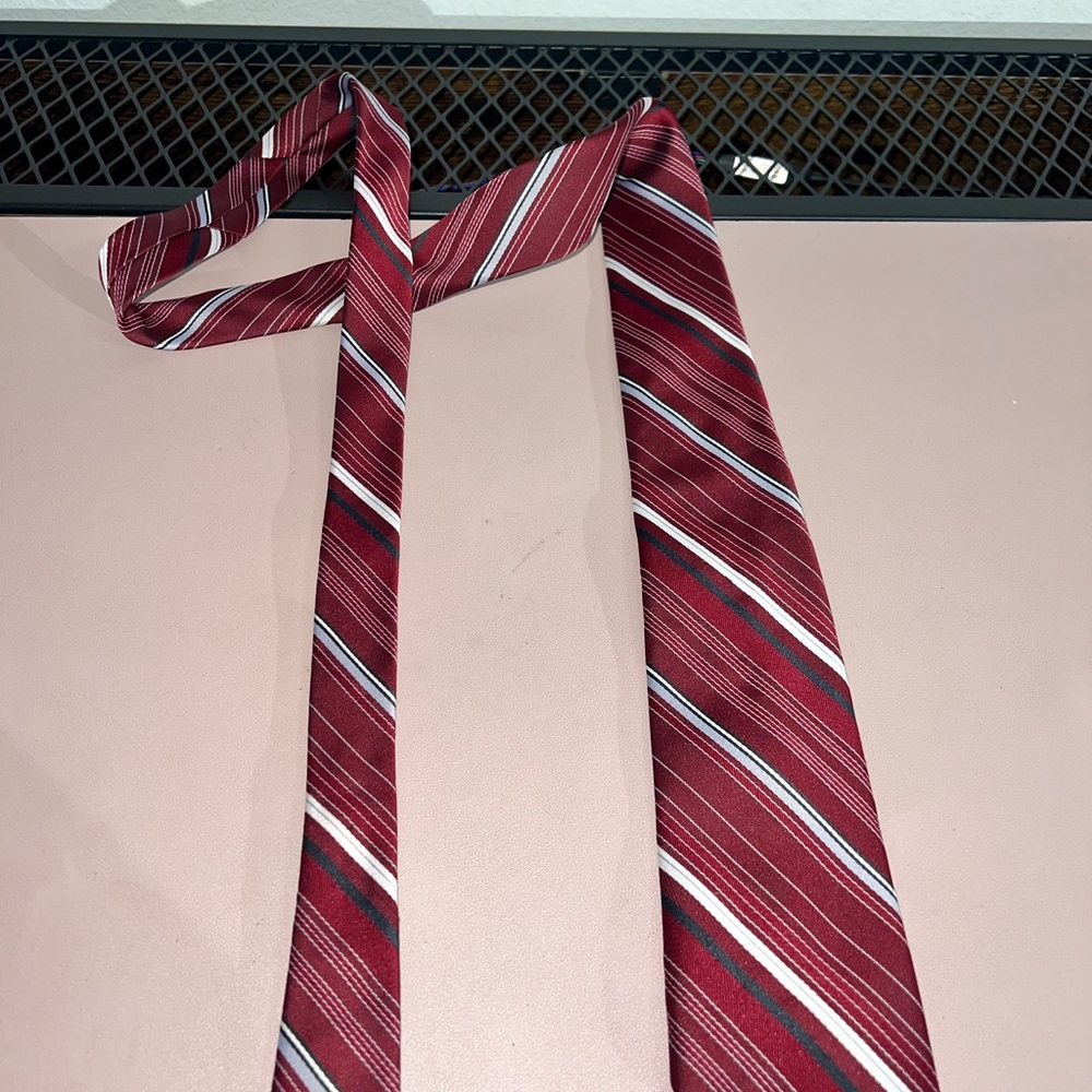 Vintage SEARS Perma-Prest Fashion Collection Tie Necktie‎ Red White Striped 90’s
